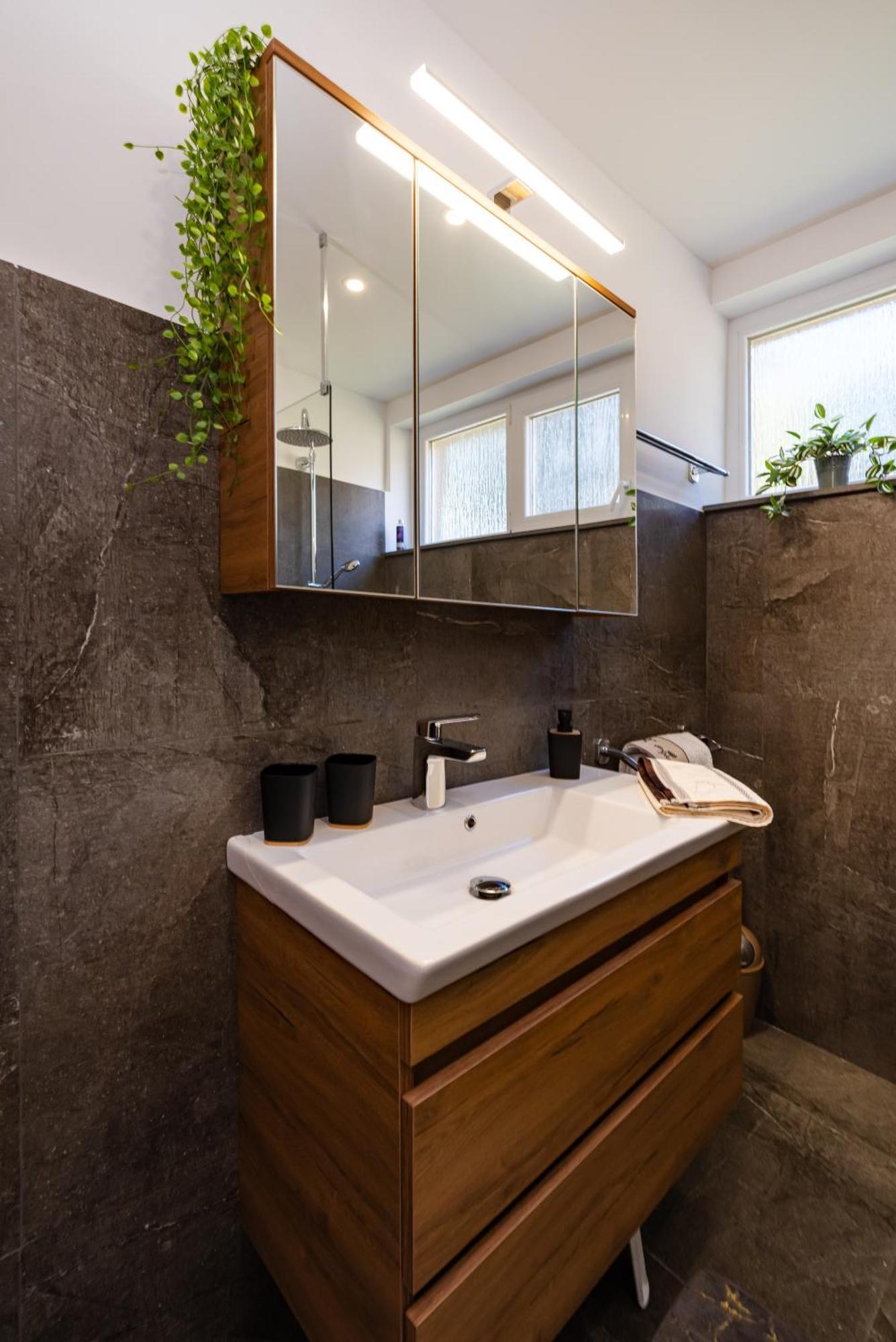 Kolovare Garden Oasis - First Row By Sea Apartamento Zadar Exterior foto